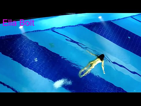❤️ หยุดดูไม่ได้เลย หนุ่มผมบลอนด์โดนจับได้ว่ายเปลือยกายอยู่ใน ELLA BOLT resort pool โป๊ ที่โป๊ th.assistirhentai.ru ❌️❤