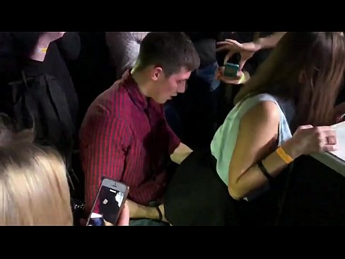 ❤️ เซ็กซ์จริงในไนท์คลับรัสเซีย สาวรัสเซียอายุ 18 ปีในทวารหนักและช่องคลอดระยำในไนท์คลับ โป๊ ที่โป๊ th.assistirhentai.ru ❌️❤